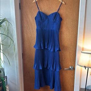 Elegant Blue Pleated Dress
